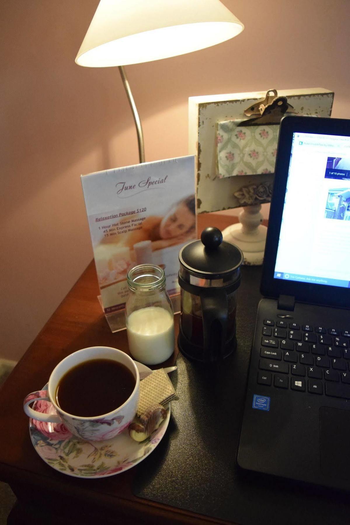 Cutmore Cottages - Meurants Manor Stanhope Gardens Ngoại thất bức ảnh