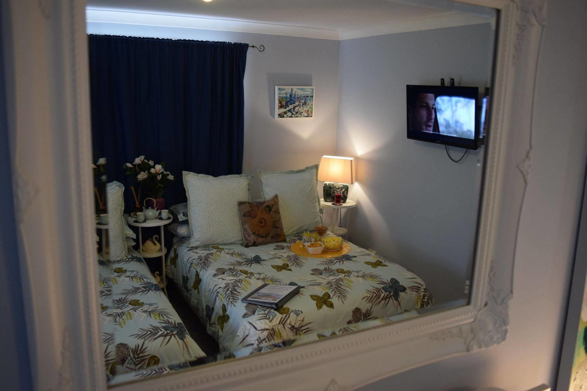 Cutmore Cottages - Meurants Manor Stanhope Gardens Ngoại thất bức ảnh